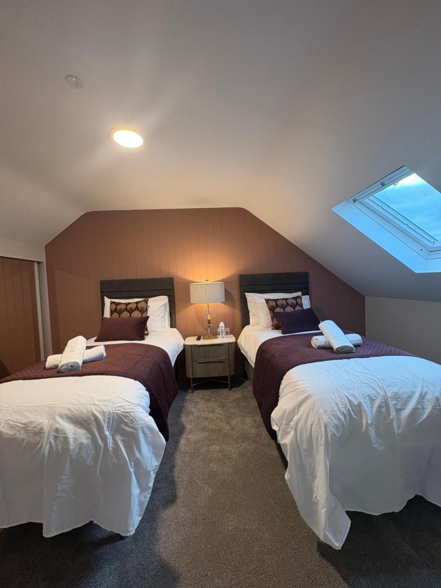 The Copper Still Bar Restaurant & Boutique Rooms Dromod Extérieur photo